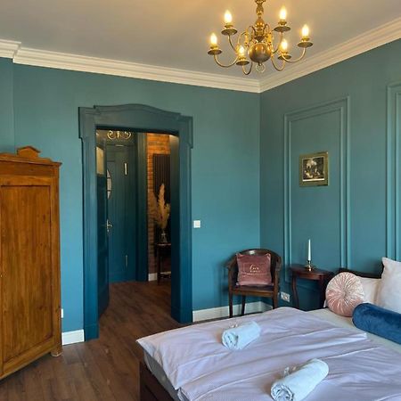 Apartament Baron ***** Jelenia Góra Buitenkant foto