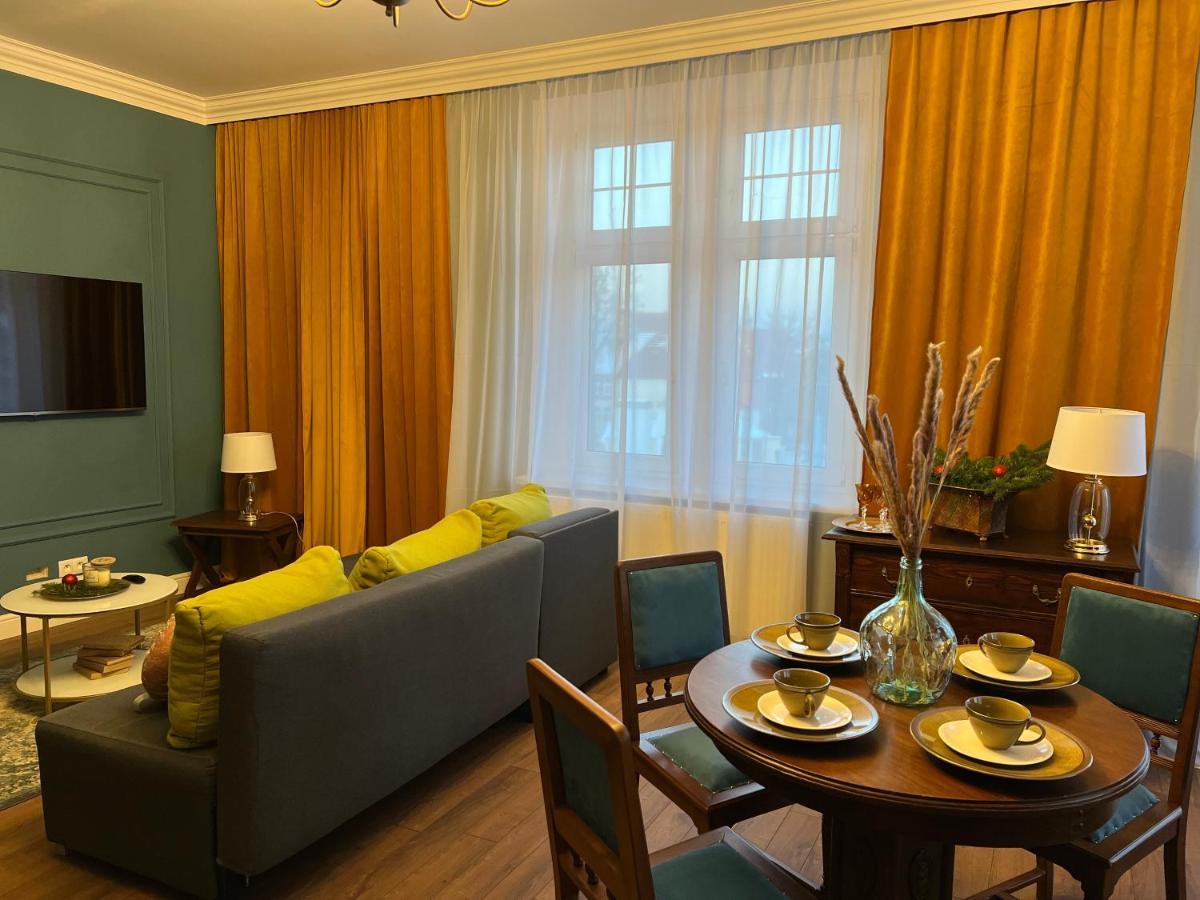 Apartament Baron ***** Jelenia Góra Buitenkant foto